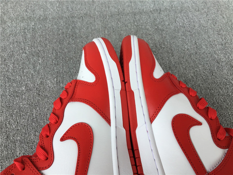 Nike Dunk High "University Red"
