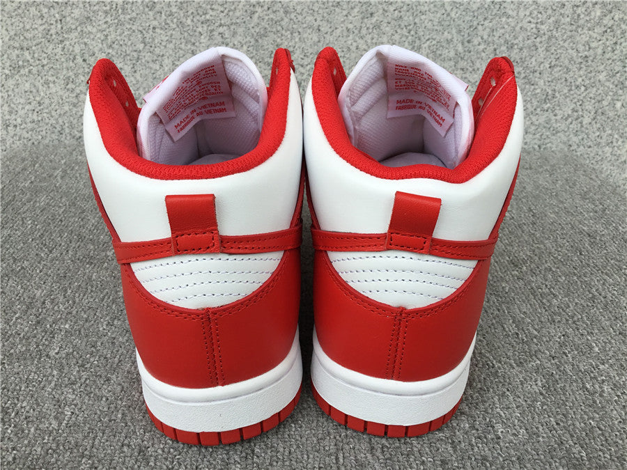 Nike Dunk High "University Red"