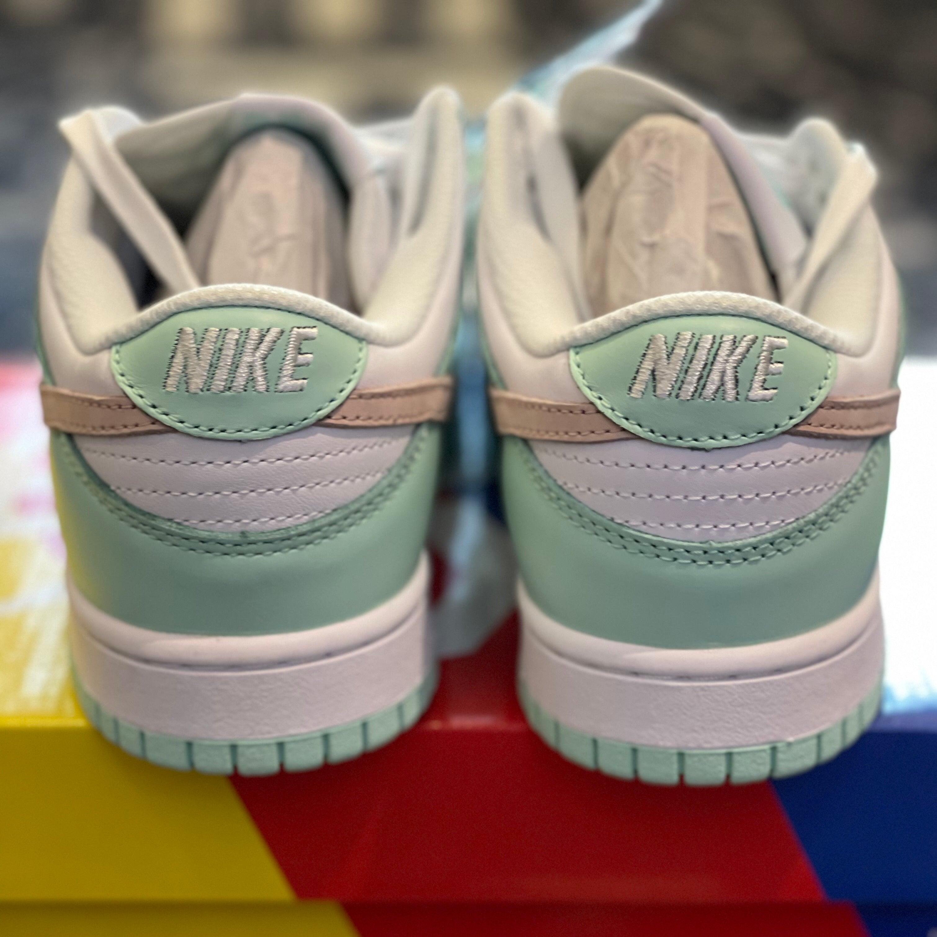 Nike Dunk Low Barely Green - meow