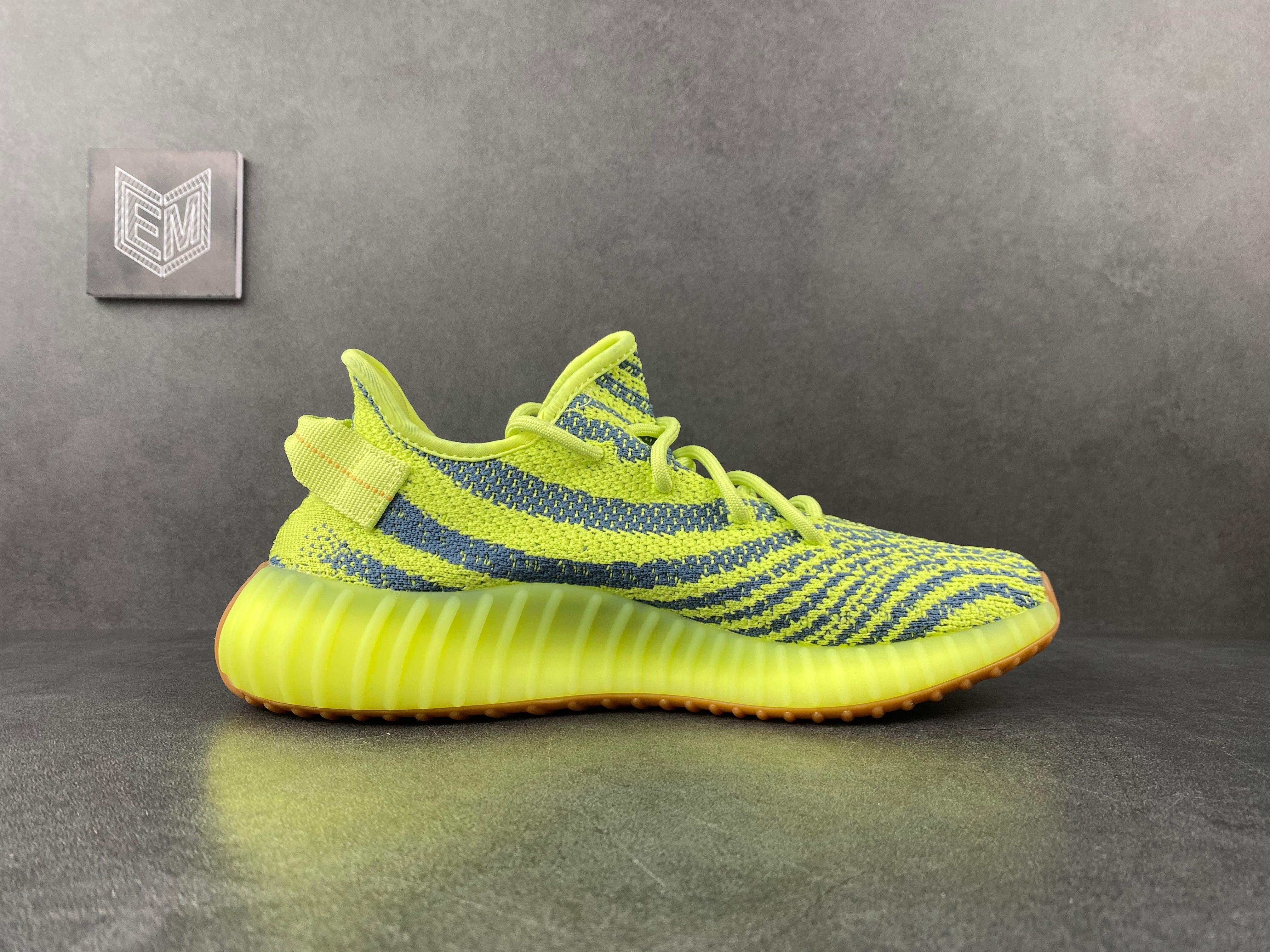 Adidas Yeezy Boost 350 V2 Semi Frozen Yellow - meow