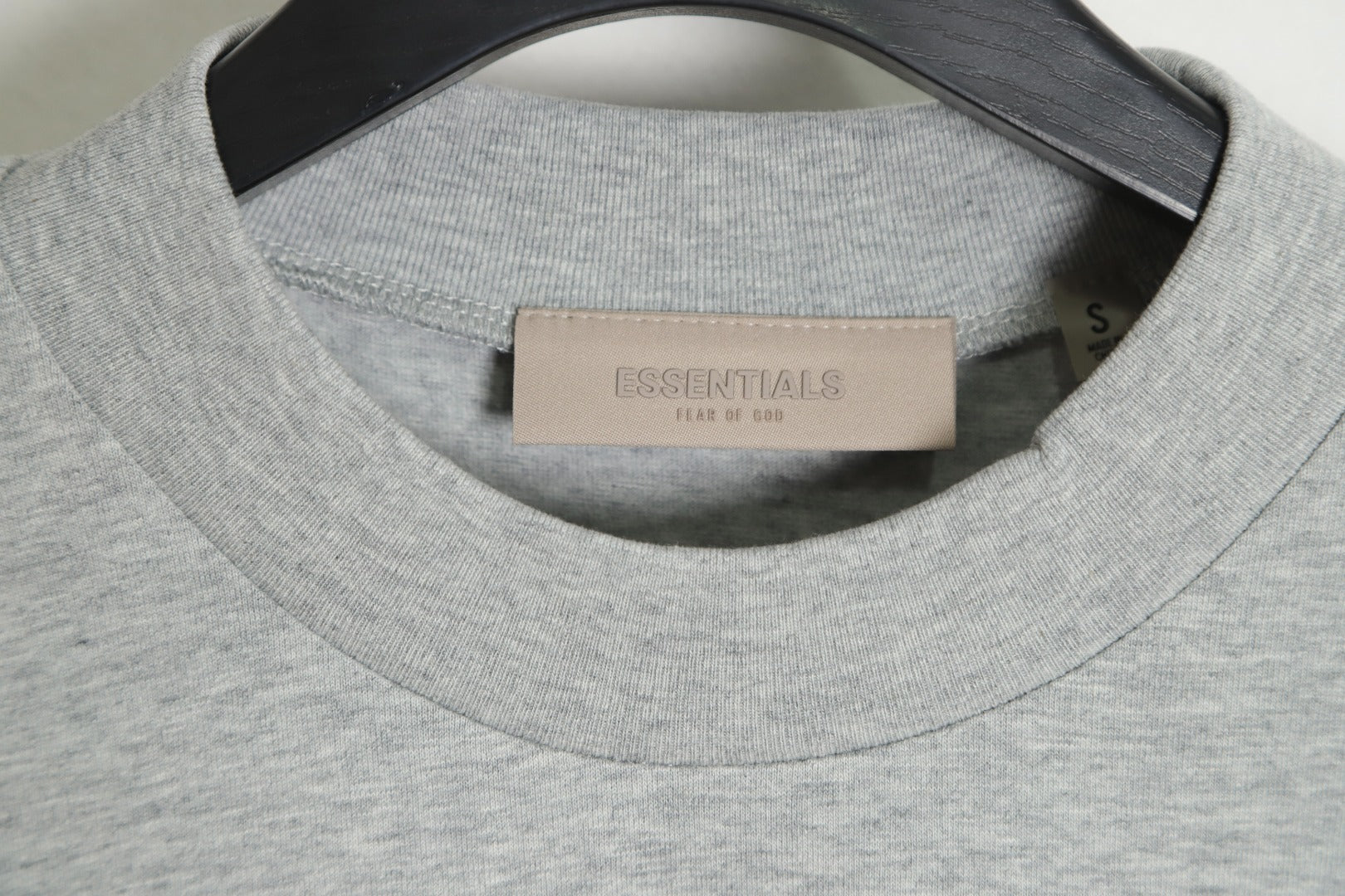 Camiseta Essentials Fear of God "Stretch Limo"