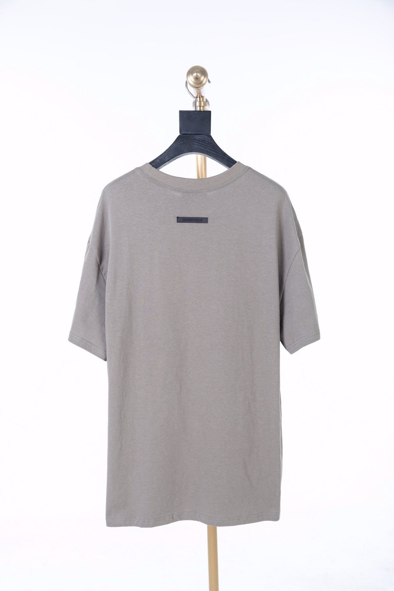 Camiseta Fear Of God Essentials "Taupe"