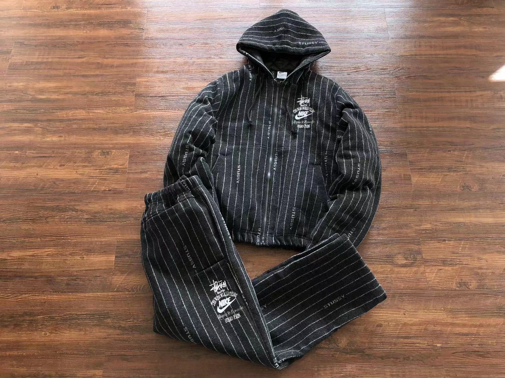 Conjunto Stussy Nike