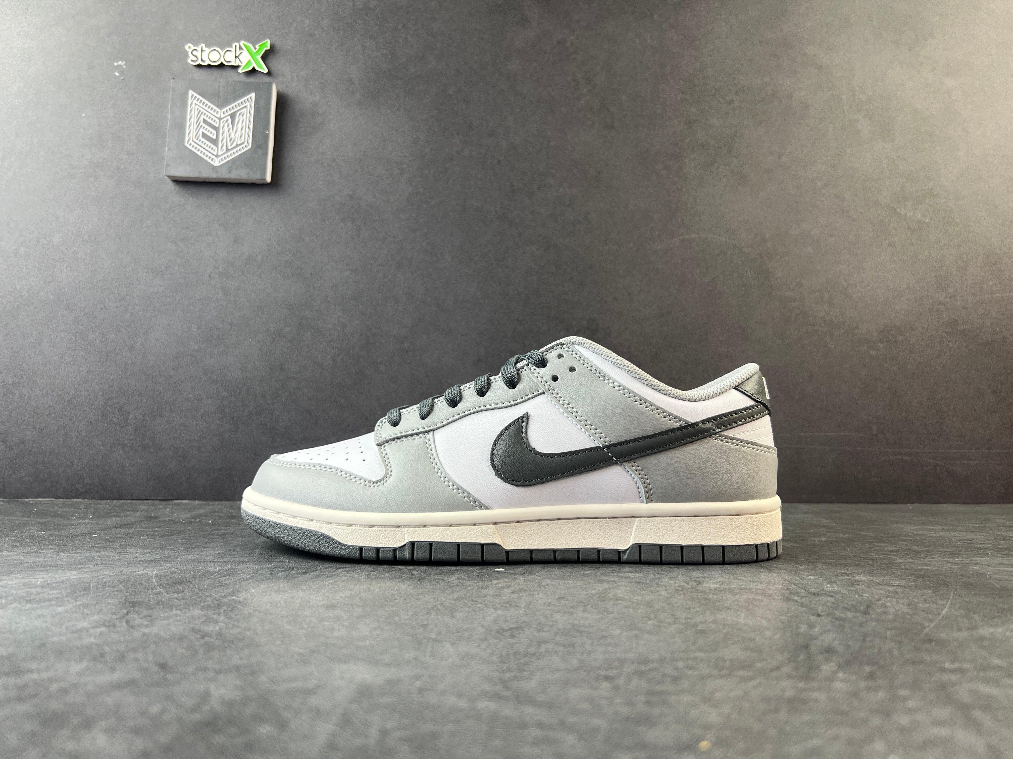 Nike Dunk Low Light Smoke Grey - meow