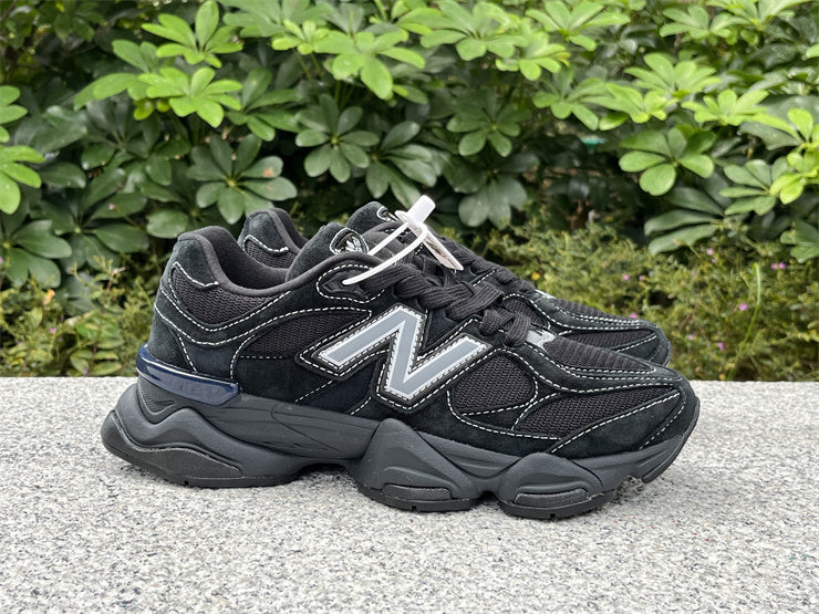 New Balance 9060 Triple Black