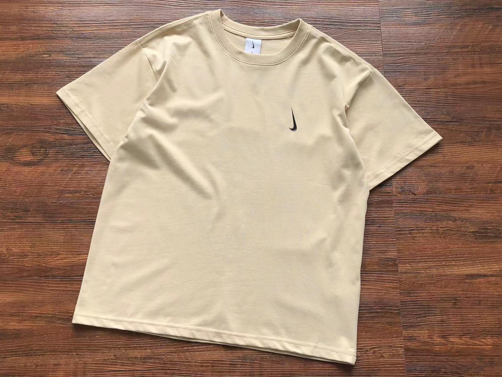 CAMISETA NIKE - meow