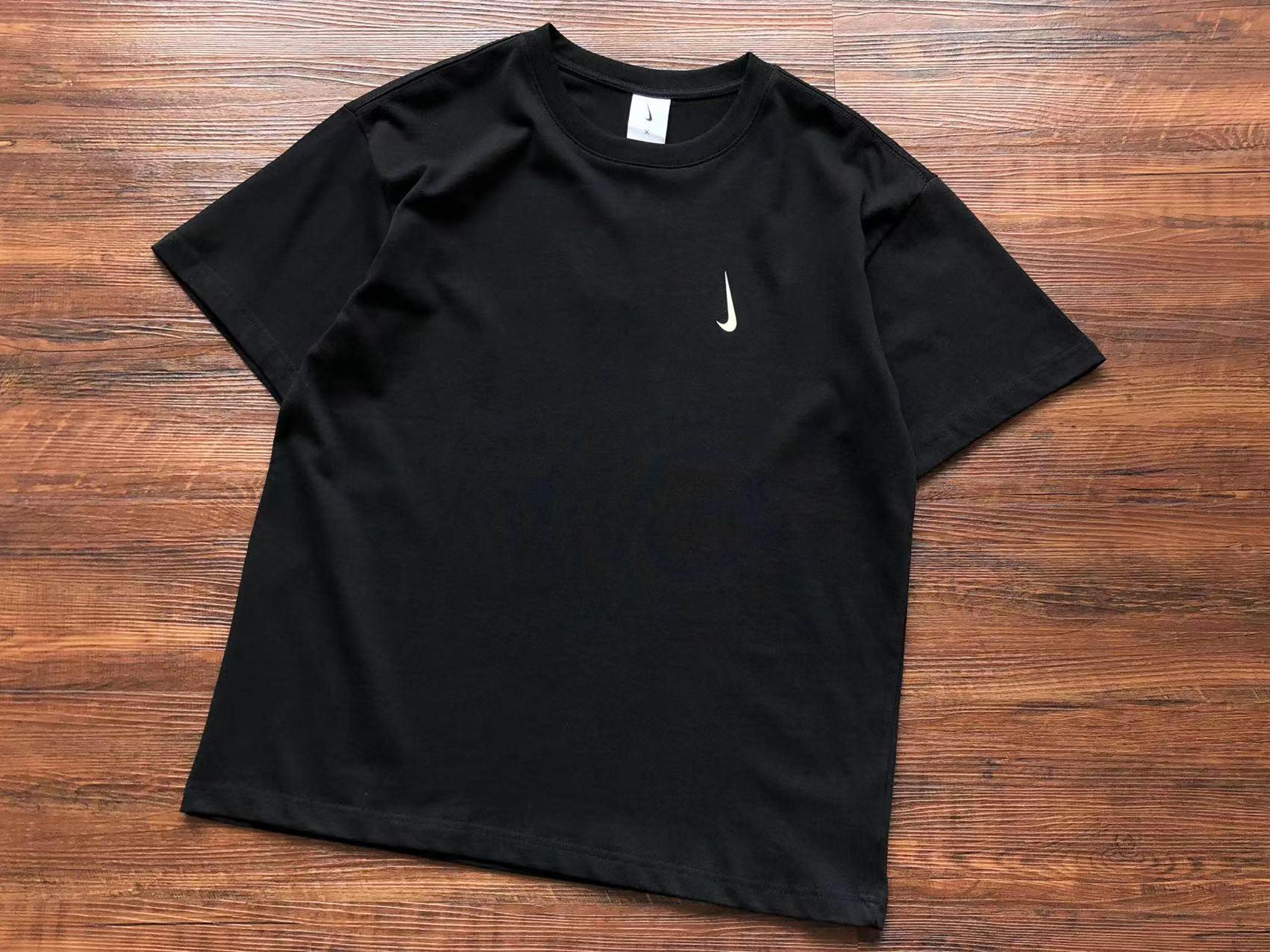 CAMISETA NIKE - meow