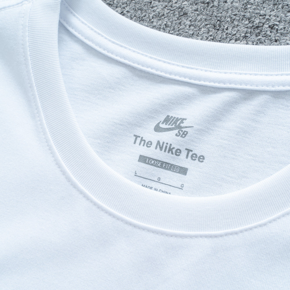 Camiseta Nike SB Daisy